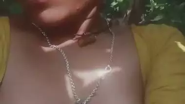 Dehati Chitkul village lady outdoor nangi video