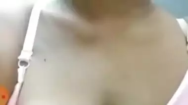MILF aunty showing boobs out from saree and bra
