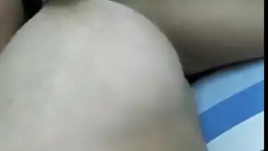 Desi village collage girl show her boobs n make video