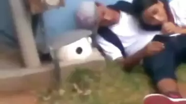 College angel giving her bf a nice oral pleasure outdoor