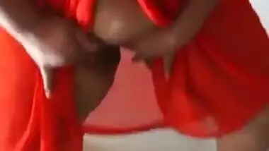 Big boobs Indian beauty in red after bath